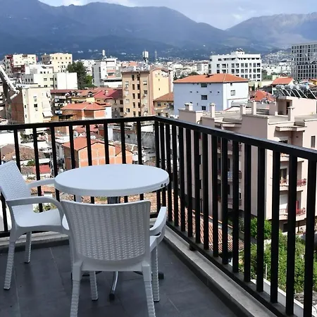 Cozy Near New Bazaar & Free Parking * Tirana