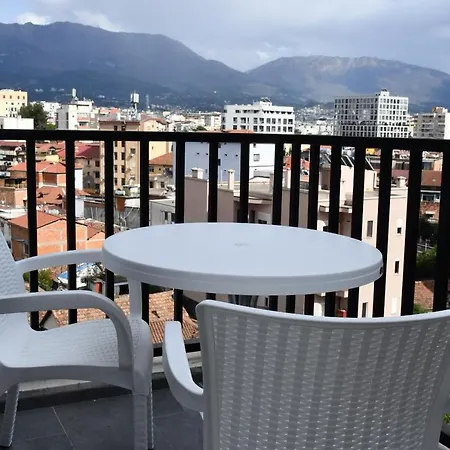 Cozy Near New Bazaar & Free Parking Apartment Tirana