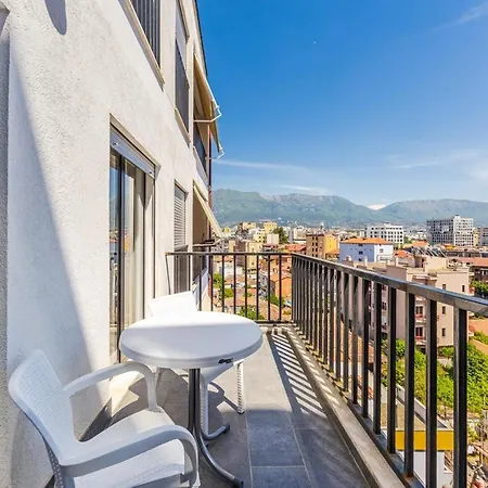 Apartment Cozy Near New Bazaar With Free Parking