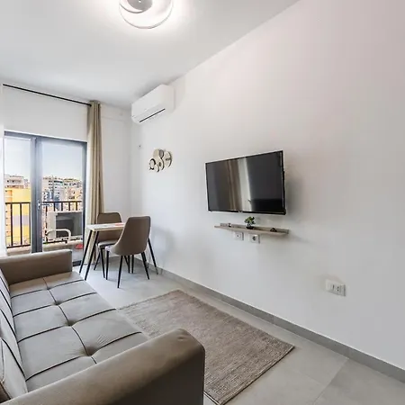 Cozy Near New Bazaar With Free Parking * Tirana
