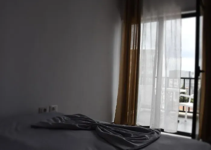 Daire Cozy Near New Bazaar With Free Parking