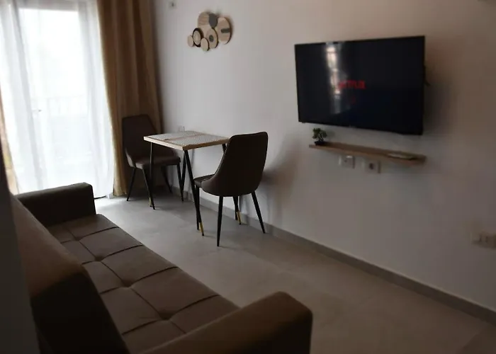 דירה Cozy Near New Bazaar טיראנה