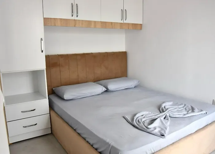 Cozy Near New Bazaar With Free Parking Daire
